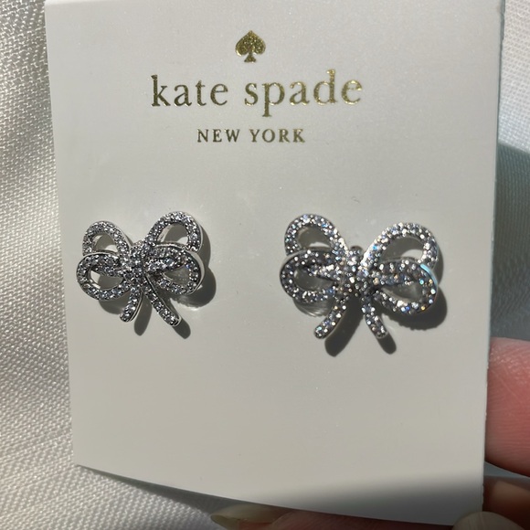 Kate Spade Glittering Silver Bow Earrings “Bow Meets Girl” - Picture 1 of 2